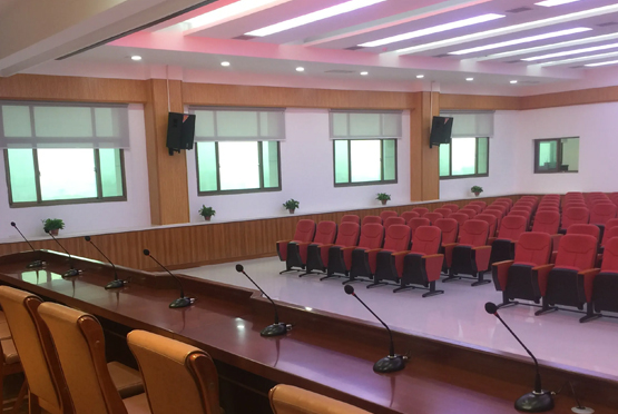 多功能會(huì)議廳
